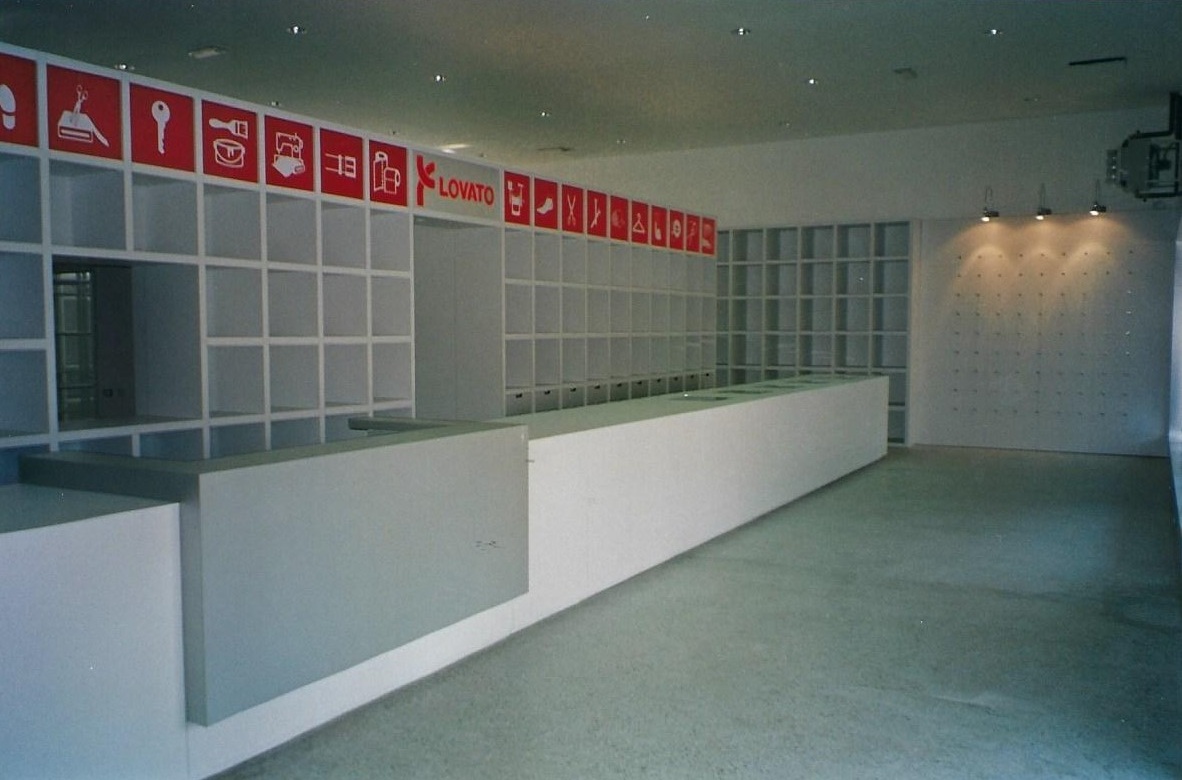 SHOW ROOM ACCESSORI PER CALZATURE 2