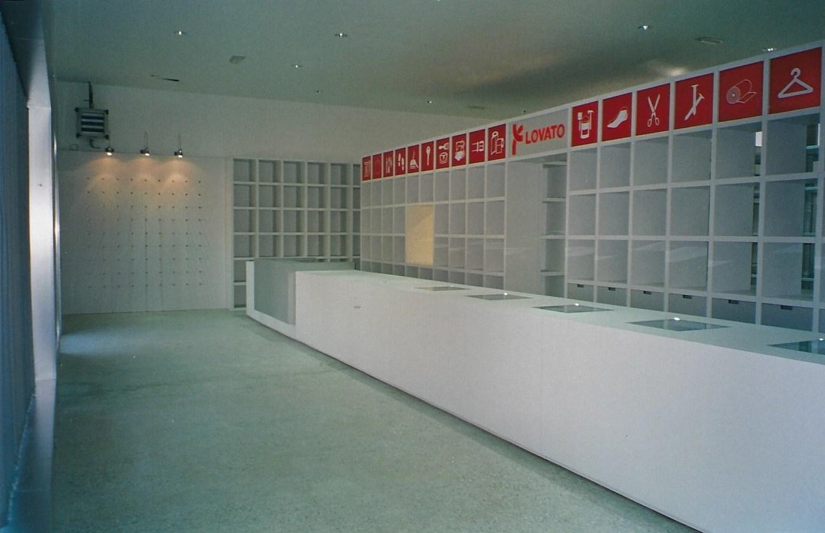 SHOW ROOM ACCESSORI PER CALZATURE 3