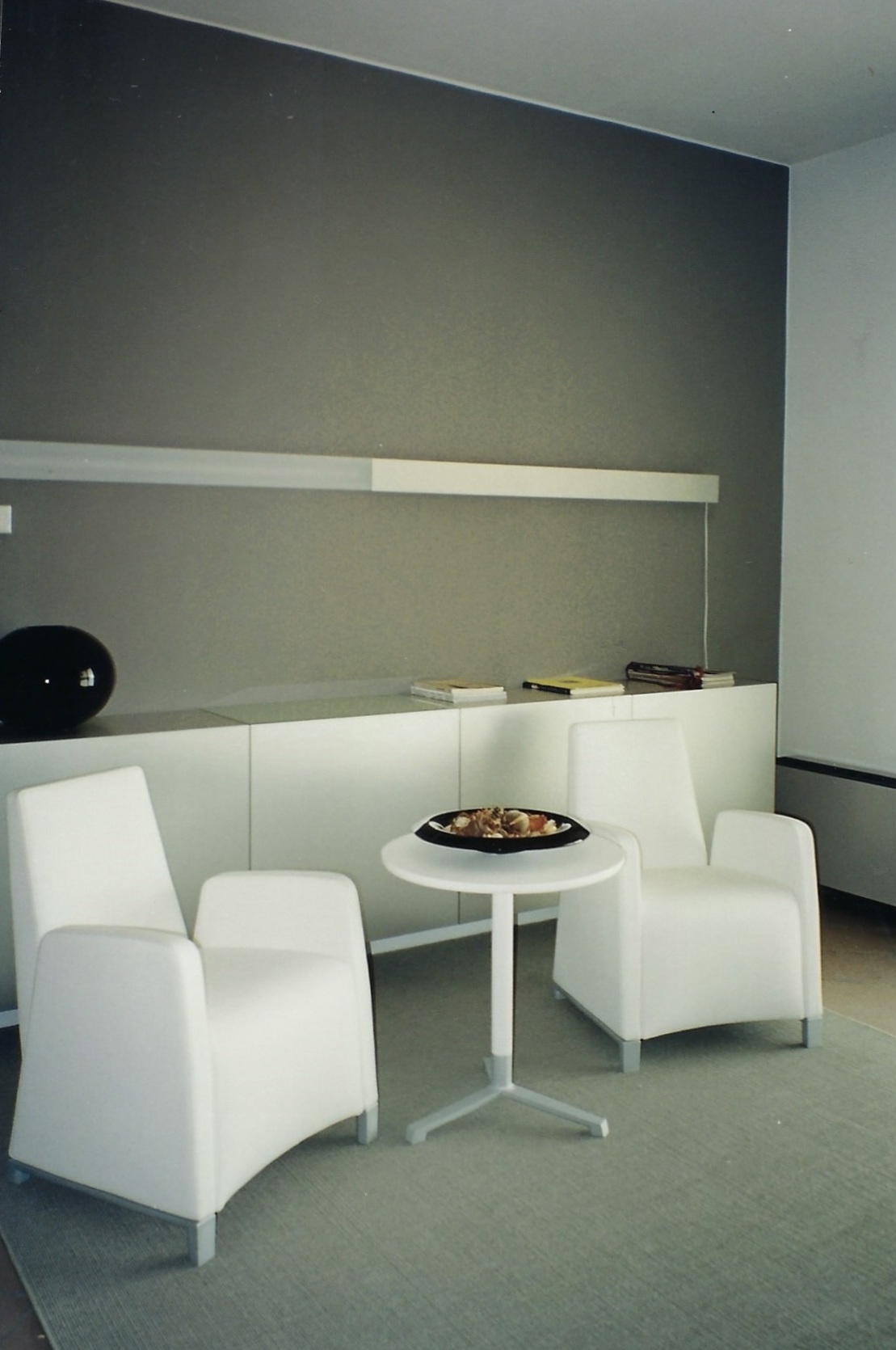 HEADQUARTER OFFICE 12